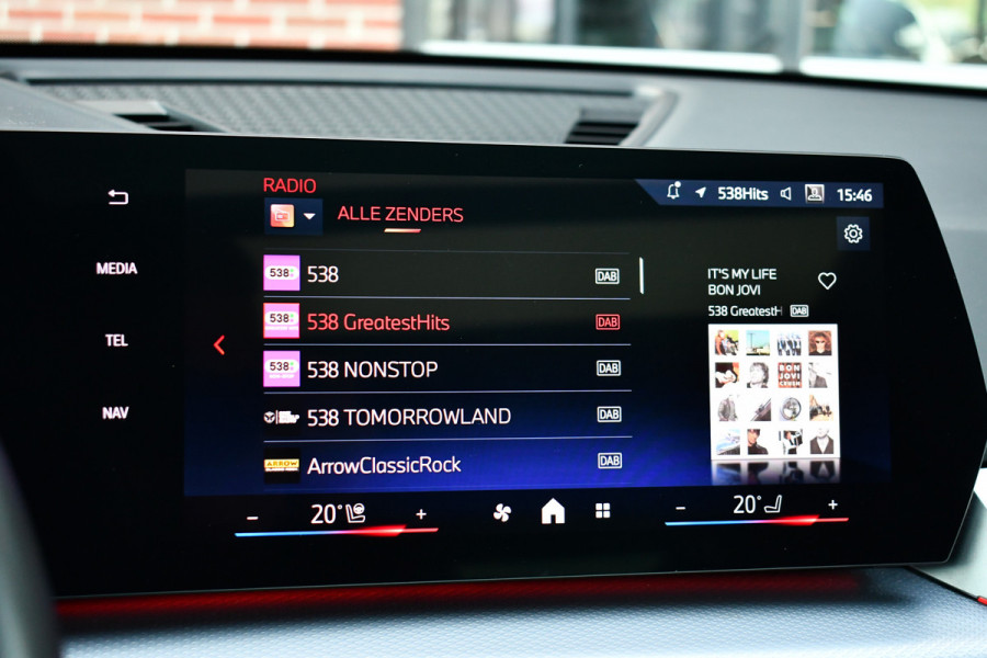 BMW X1 xDrive25e M-Sport Pano ACC 360 HUD 19inch Adp-onderstel BTW-auto