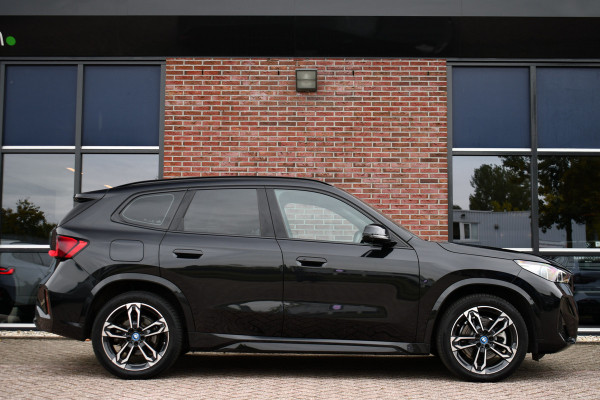 BMW X1 xDrive25e M-Sport Pano ACC 360 HUD 19inch Adp-onderstel BTW-auto