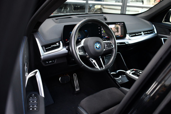 BMW X1 xDrive25e M-Sport Pano ACC 360 HUD 19inch Adp-onderstel BTW-auto