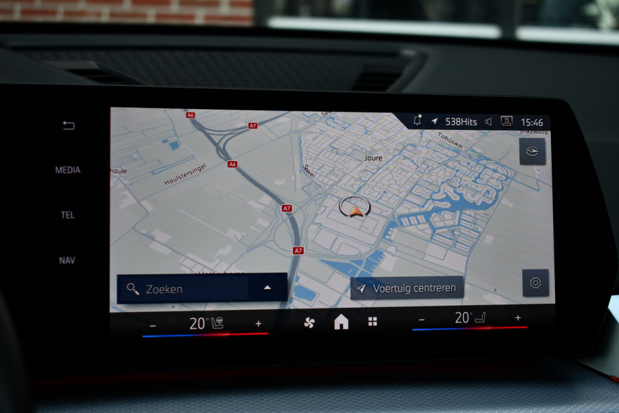 BMW X1 xDrive25e M-Sport Pano ACC 360 HUD 19inch Adp-onderstel BTW-auto