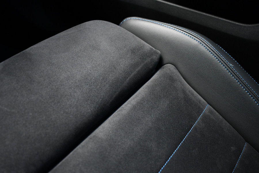 BMW X1 xDrive25e M-Sport Pano ACC 360 HUD 19inch Adp-onderstel BTW-auto