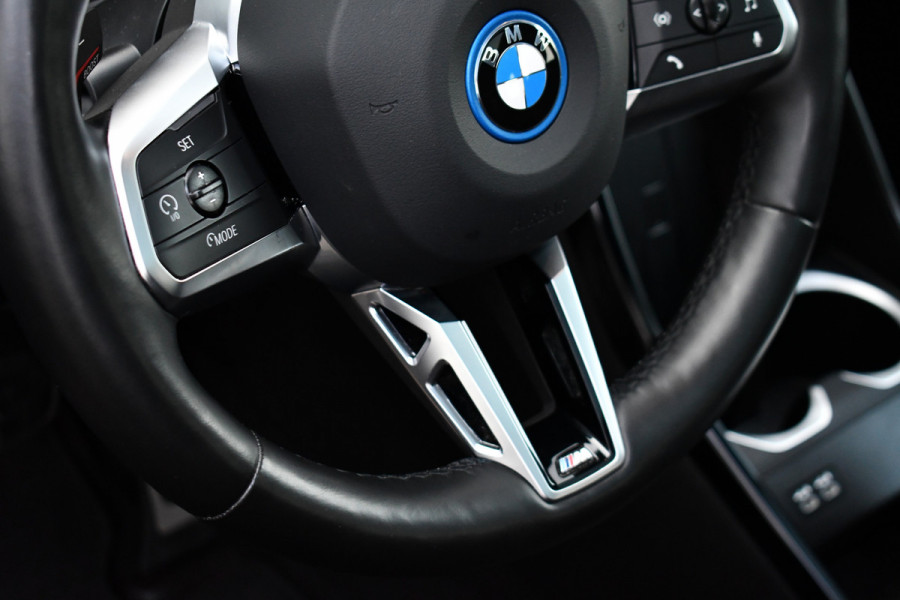 BMW X1 xDrive25e M-Sport Pano ACC 360 HUD 19inch Adp-onderstel BTW-auto