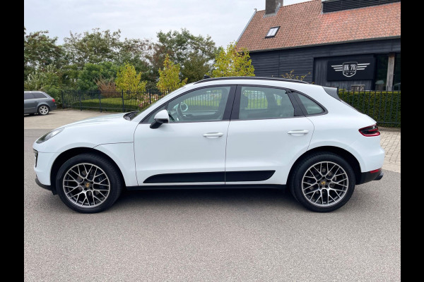 Porsche Macan 2.0 252PK Facelift /Panoramadak/Luchtvering/Led-Xenon/Camera/Electr-Trekhaak 1-Eigenaar Dealer-onderhouden Porsche Macan 2.0 252PK Facelift /Panoramadak/Luchtvering/Led-Xenon/Camera/Electr-Trekhaak 1-Eigenaar Dealer-onderhouden