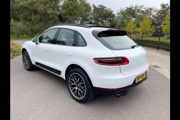 Porsche Macan 2.0 252PK Facelift /Panoramadak/Luchtvering/Led-Xenon/Camera/Electr-Trekhaak 1-Eigenaar Dealer-onderhouden Porsche Macan 2.0 252PK Facelift /Panoramadak/Luchtvering/Led-Xenon/Camera/Electr-Trekhaak 1-Eigenaar Dealer-onderhouden