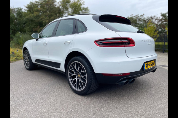 Porsche Macan 2.0 252PK Facelift /Panoramadak/Luchtvering/Led-Xenon/Camera/Electr-Trekhaak 1-Eigenaar Dealer-onderhouden Porsche Macan 2.0 252PK Facelift /Panoramadak/Luchtvering/Led-Xenon/Camera/Electr-Trekhaak 1-Eigenaar Dealer-onderhouden