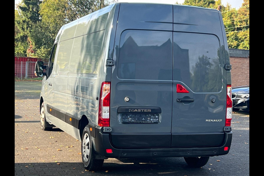 Renault Master T35 2.3 dCi 150 L3H2 Energy Comfort 6-bak Renault Master T35 2.3 dCi 150 L3H2 Energy Comfort 6-bak