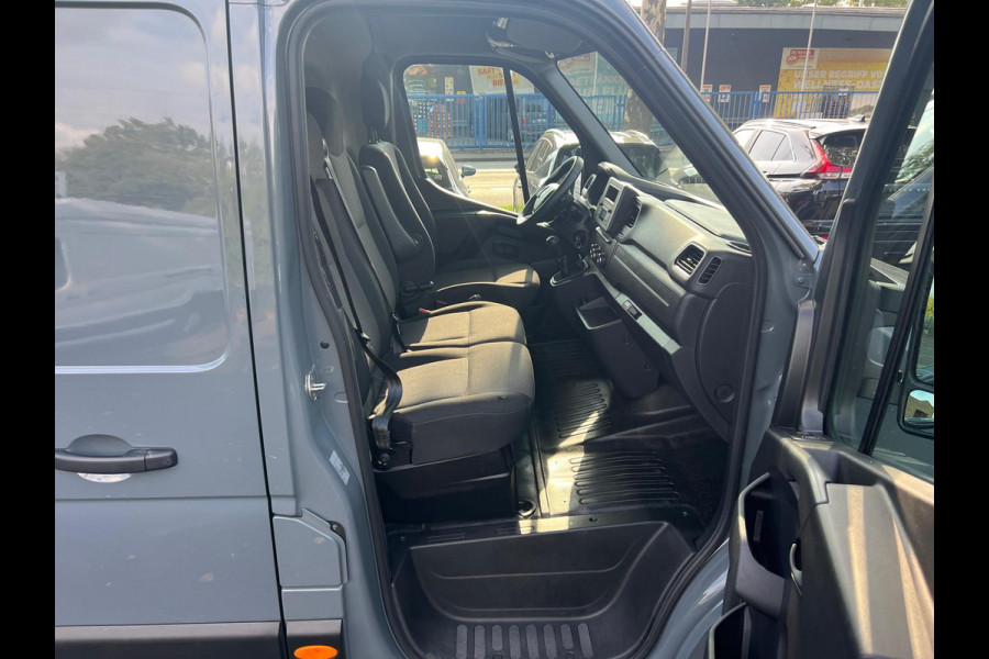 Renault Master T35 2.3 dCi 150 L3H2 Energy Comfort 6-bak Renault Master T35 2.3 dCi 150 L3H2 Energy Comfort 6-bak