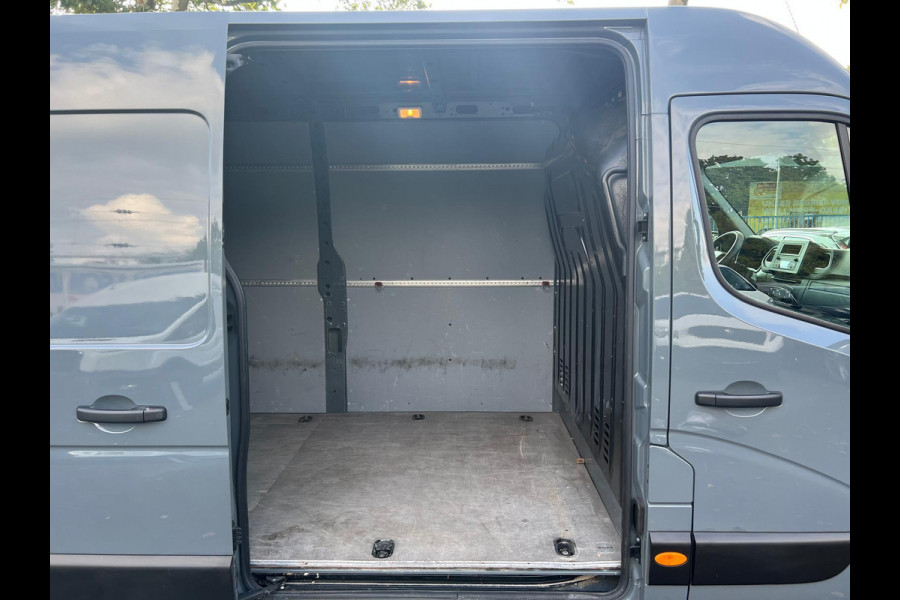 Renault Master T35 2.3 dCi 150 L3H2 Energy Comfort 6-bak Renault Master T35 2.3 dCi 150 L3H2 Energy Comfort 6-bak