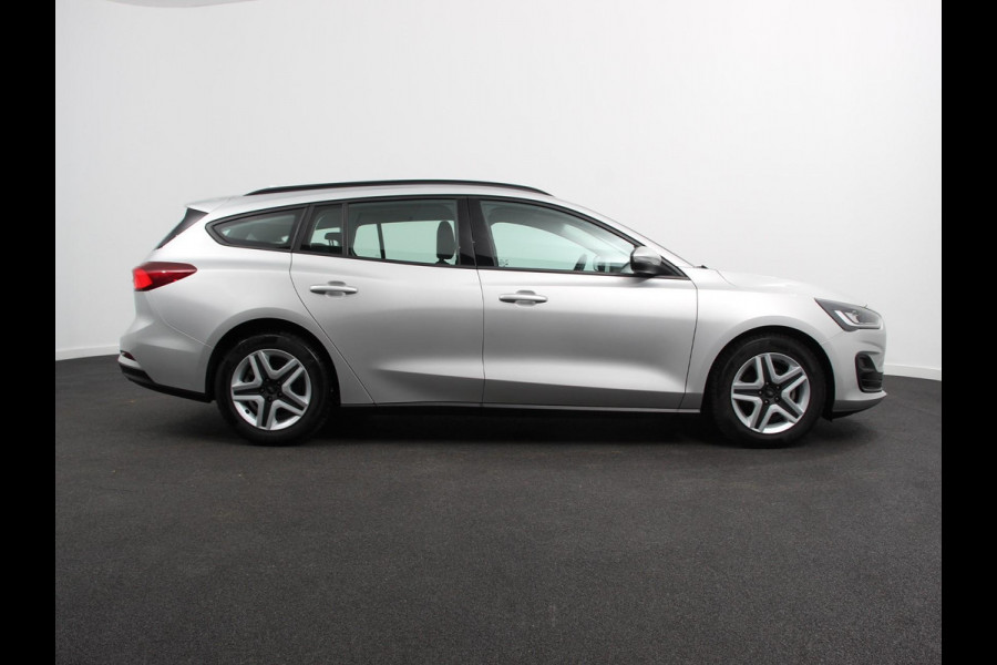 Ford FOCUS Wagon 1.0 EcoBoost 125pk Connected | Navigatie | Parkeer sensoren | Dab | Cruise control | Airco | Led | Airco | Lane assist