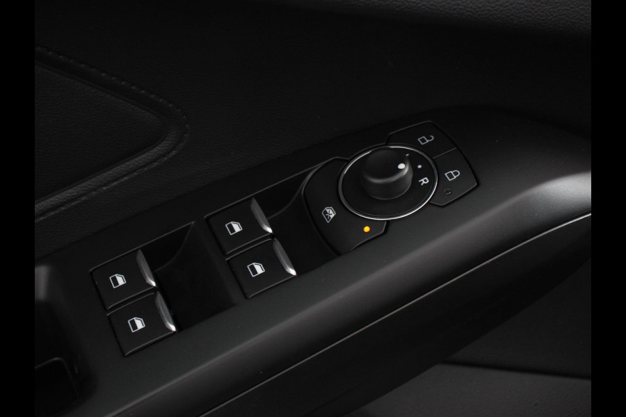 Ford FOCUS Wagon 1.0 EcoBoost 125pk Connected | Navigatie | Parkeer sensoren | Dab | Cruise control | Airco | Led | Airco | Lane assist