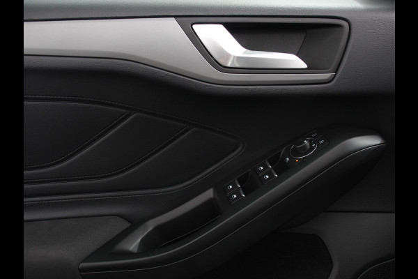 Ford FOCUS Wagon 1.0 EcoBoost 125pk Connected | Navigatie | Parkeer sensoren | Dab | Cruise control | Airco | Led | Airco | Lane assist