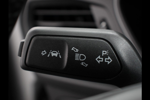 Ford FOCUS Wagon 1.0 EcoBoost 125pk Connected | Navigatie | Parkeer sensoren | Dab | Cruise control | Airco | Led | Airco | Lane assist