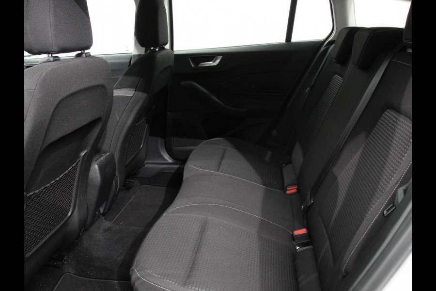 Ford FOCUS Wagon 1.0 EcoBoost 125pk Connected | Navigatie | Parkeer sensoren | Dab | Cruise control | Airco | Led | Airco | Lane assist