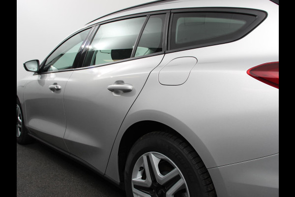 Ford FOCUS Wagon 1.0 EcoBoost 125pk Connected | Navigatie | Parkeer sensoren | Dab | Cruise control | Airco | Led | Airco | Lane assist