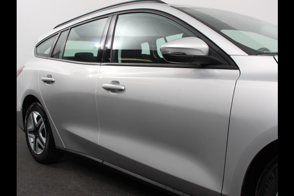 Ford FOCUS Wagon 1.0 EcoBoost 125pk Connected | Navigatie | Parkeer sensoren | Dab | Cruise control | Airco | Led | Airco | Lane assist