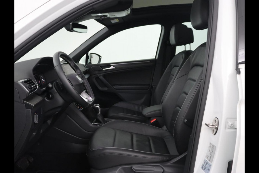 Seat Tarraco 1.4 TSI e-Hybrid PHEV Xcellence | Panoramadak | Leder | Trekhaak | Stoel & achterbankverwarming | Adaptive cruise | Carplay | Camera | Digital Cockpit | Navigatie | Plug In
