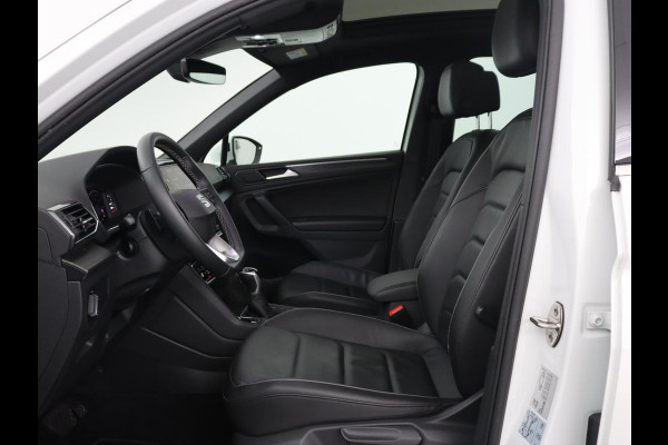 Seat Tarraco 1.4 TSI e-Hybrid PHEV Xcellence | Panoramadak | Leder | Trekhaak | Stoel & achterbankverwarming | Adaptive cruise | Carplay | Camera | Digital Cockpit | Navigatie | Plug In