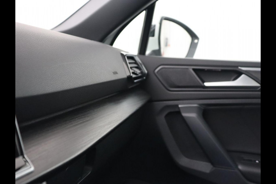 Seat Tarraco 1.4 TSI e-Hybrid PHEV Xcellence | Panoramadak | Leder | Trekhaak | Stoel & achterbankverwarming | Adaptive cruise | Carplay | Camera | Digital Cockpit | Navigatie | Plug In