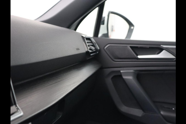 Seat Tarraco 1.4 TSI e-Hybrid PHEV Xcellence | Panoramadak | Leder | Trekhaak | Stoel & achterbankverwarming | Adaptive cruise | Carplay | Camera | Digital Cockpit | Navigatie | Plug In