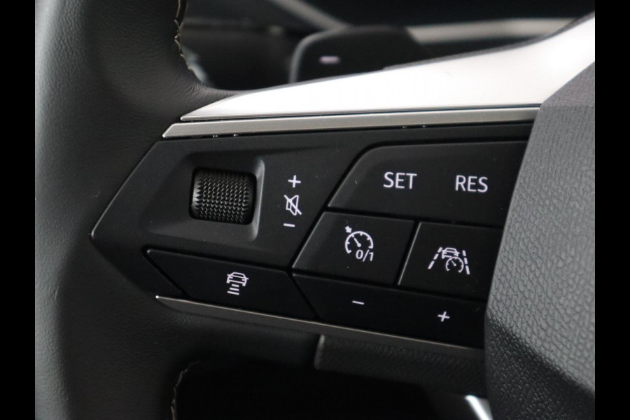 Seat Tarraco 1.4 TSI e-Hybrid PHEV Xcellence | Panoramadak | Leder | Trekhaak | Stoel & achterbankverwarming | Adaptive cruise | Carplay | Camera | Digital Cockpit | Navigatie | Plug In