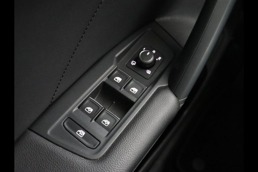 Seat Tarraco 1.4 TSI e-Hybrid PHEV Xcellence | Panoramadak | Leder | Trekhaak | Stoel & achterbankverwarming | Adaptive cruise | Carplay | Camera | Digital Cockpit | Navigatie | Plug In