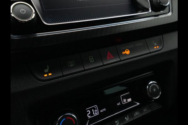 Škoda Fabia Combi 1.0 TSI 110pk DSG Monte Carlo Navigatie Stoelverwarming Clima Led 235