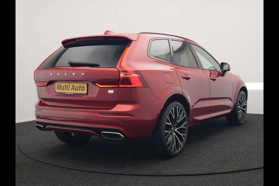 Volvo XC60 T6 AWD R-Design Plug In Hybrid 350pk Dealer O.H PHEV | Panodak | Adaptive Cruise | Head Up | 360 Camera | Harman Kardon Sound | Lederen Sportstoelen Memory & Verwarmd | Harman Kardon Sound | Apple Carplay | Keyless | Blis | Stuur Verwarmd