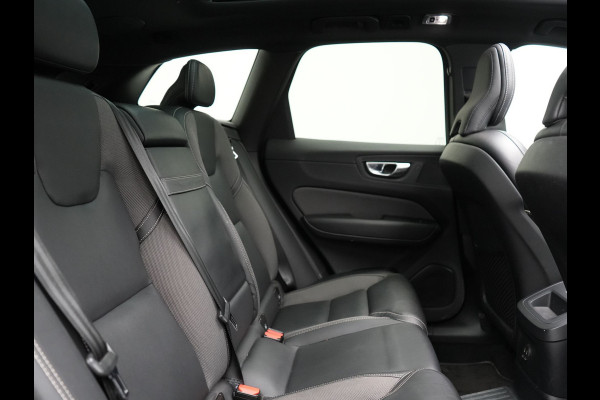 Volvo XC60 T6 AWD R-Design Plug In Hybrid 350pk Dealer O.H PHEV | Panodak | Adaptive Cruise | Head Up | 360 Camera | Harman Kardon Sound | Lederen Sportstoelen Memory & Verwarmd | Harman Kardon Sound | Apple Carplay | Keyless | Blis | Stuur Verwarmd
