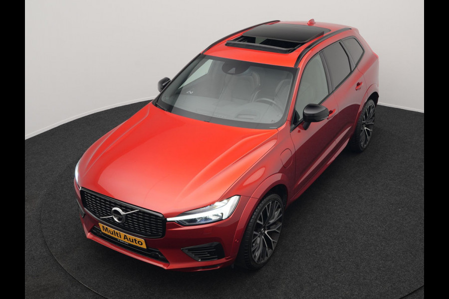 Volvo XC60 T6 AWD R-Design Plug In Hybrid 350pk Dealer O.H PHEV | Panodak | Adaptive Cruise | Head Up | 360 Camera | Harman Kardon Sound | Lederen Sportstoelen Memory & Verwarmd | Harman Kardon Sound | Apple Carplay | Keyless | Blis | Stuur Verwarmd
