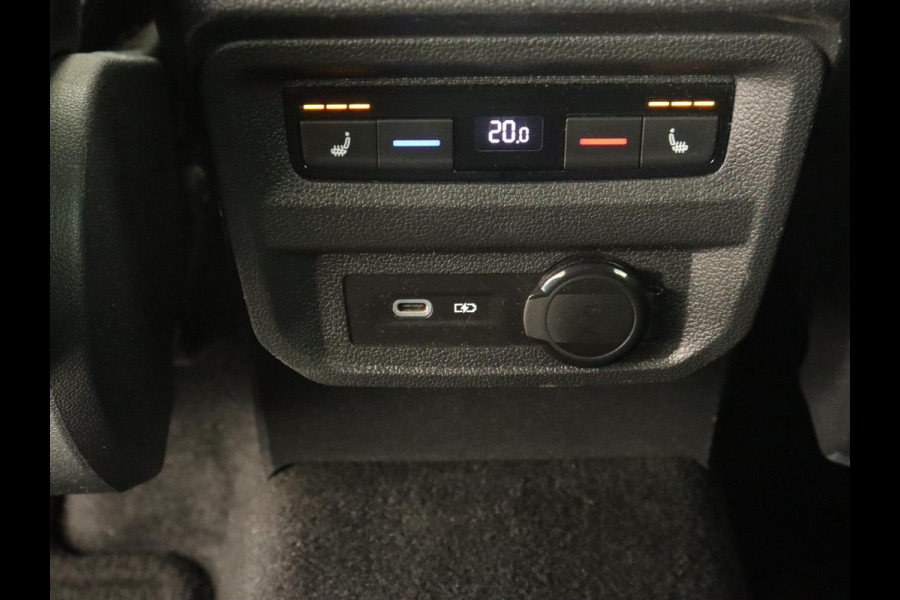 Seat Tarraco 1.4 TSI e-Hybrid PHEV Xcellence | Panoramadak | 360 Camera | Stoelverwarming | Carplay | Alcantara | Adaptive cruise | Achterbankverwarming | Navigatie | Park Assist | Plug In Seat Tarraco 1.4 TSI e-Hybrid PHEV Xcellence | Panoramadak | 360 Camera | Stoelverwarming | Carplay | Alcantara | Adaptive cruise | Achterbankverwarming | Navigatie | Park Assist | Plug In