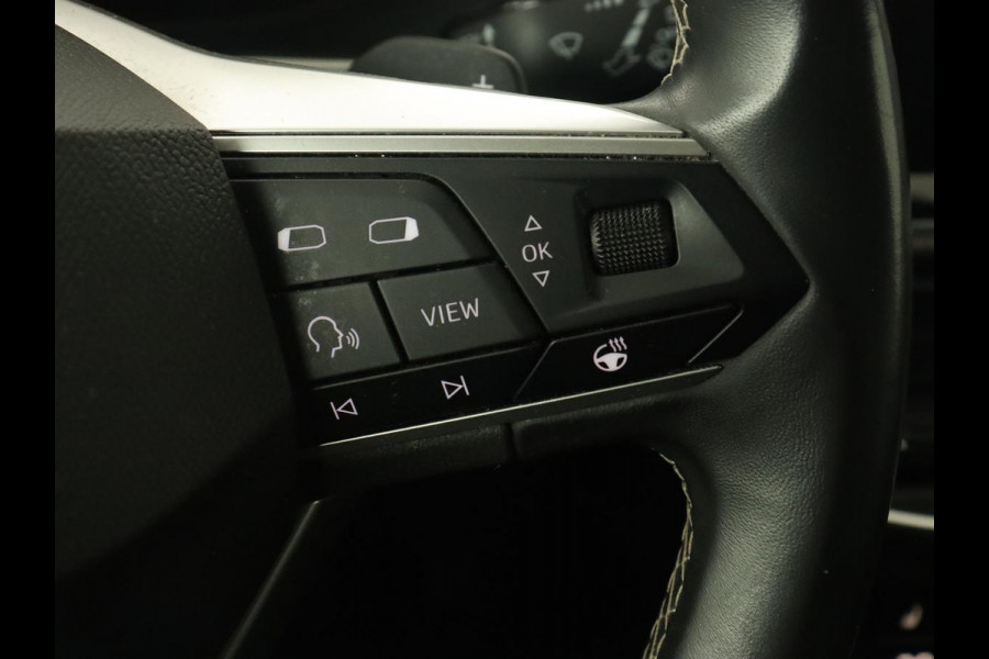 Seat Tarraco 1.4 TSI e-Hybrid PHEV Xcellence | Panoramadak | 360 Camera | Stoelverwarming | Carplay | Alcantara | Adaptive cruise | Achterbankverwarming | Navigatie | Park Assist | Plug In Seat Tarraco 1.4 TSI e-Hybrid PHEV Xcellence | Panoramadak | 360 Camera | Stoelverwarming | Carplay | Alcantara | Adaptive cruise | Achterbankverwarming | Navigatie | Park Assist | Plug In