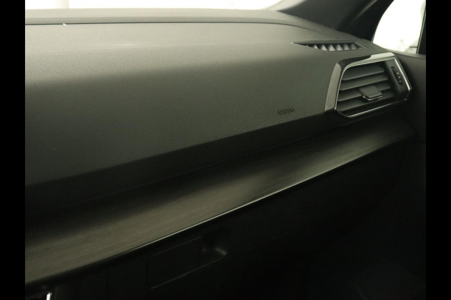 Seat Tarraco 1.4 TSI e-Hybrid PHEV Xcellence | Panoramadak | 360 Camera | Stoelverwarming | Carplay | Alcantara | Adaptive cruise | Achterbankverwarming | Navigatie | Park Assist | Plug In Seat Tarraco 1.4 TSI e-Hybrid PHEV Xcellence | Panoramadak | 360 Camera | Stoelverwarming | Carplay | Alcantara | Adaptive cruise | Achterbankverwarming | Navigatie | Park Assist | Plug In