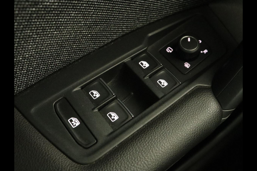 Seat Tarraco 1.4 TSI e-Hybrid PHEV Xcellence | Panoramadak | 360 Camera | Stoelverwarming | Carplay | Alcantara | Adaptive cruise | Achterbankverwarming | Navigatie | Park Assist | Plug In Seat Tarraco 1.4 TSI e-Hybrid PHEV Xcellence | Panoramadak | 360 Camera | Stoelverwarming | Carplay | Alcantara | Adaptive cruise | Achterbankverwarming | Navigatie | Park Assist | Plug In