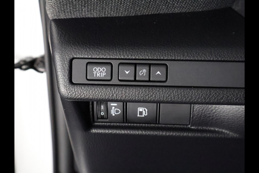 Lexus LBX BUSINESSLINE BI-TONE GARANTIE 2035 ! BI-TONE PRO LINE-PACK.DODE HOEK SENSOR. PDC V+A STUUR/STOEL VERWARMING