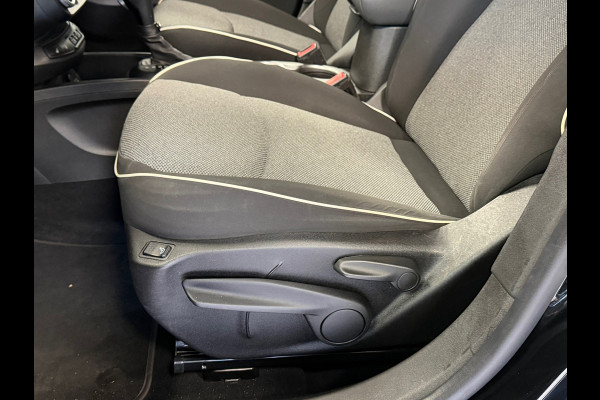 Fiat 500X 1.4 Turbo MultiAir AUT. AIRCO CAMERA NAVIGATIE CRUISE STOEL-STUURVERWARMING KEYLESS-GO USB PDC Fiat 500X 1.4 Turbo MultiAir AUT. AIRCO CAMERA NAVIGATIE CRUISE STOEL-STUURVERWARMING KEYLESS-GO USB PDC