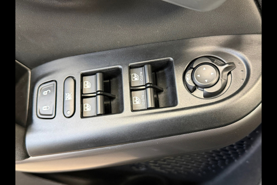 Fiat 500X 1.4 Turbo MultiAir AUT. AIRCO CAMERA NAVIGATIE CRUISE STOEL-STUURVERWARMING KEYLESS-GO USB PDC Fiat 500X 1.4 Turbo MultiAir AUT. AIRCO CAMERA NAVIGATIE CRUISE STOEL-STUURVERWARMING KEYLESS-GO USB PDC