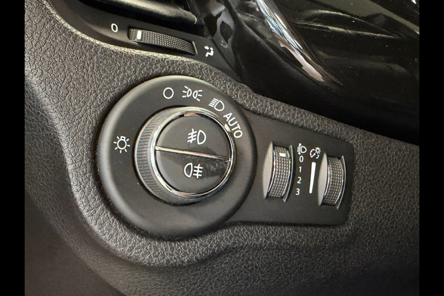 Fiat 500X 1.4 Turbo MultiAir AUT. AIRCO CAMERA NAVIGATIE CRUISE STOEL-STUURVERWARMING KEYLESS-GO USB PDC Fiat 500X 1.4 Turbo MultiAir AUT. AIRCO CAMERA NAVIGATIE CRUISE STOEL-STUURVERWARMING KEYLESS-GO USB PDC