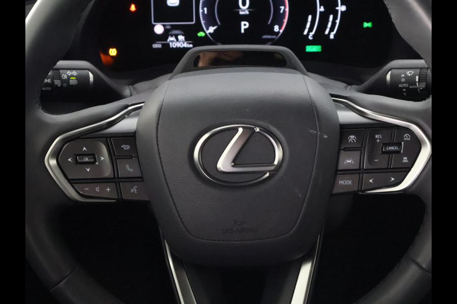 Lexus LBX Business Line Pro 2WD | Dodehoek detectie | Stuur- & Stoelverwarming | Navigatie | Parkeersensoren Lexus LBX Business Line Pro 2WD | Dodehoek detectie | Stuur- & Stoelverwarming | Navigatie | Parkeersensoren