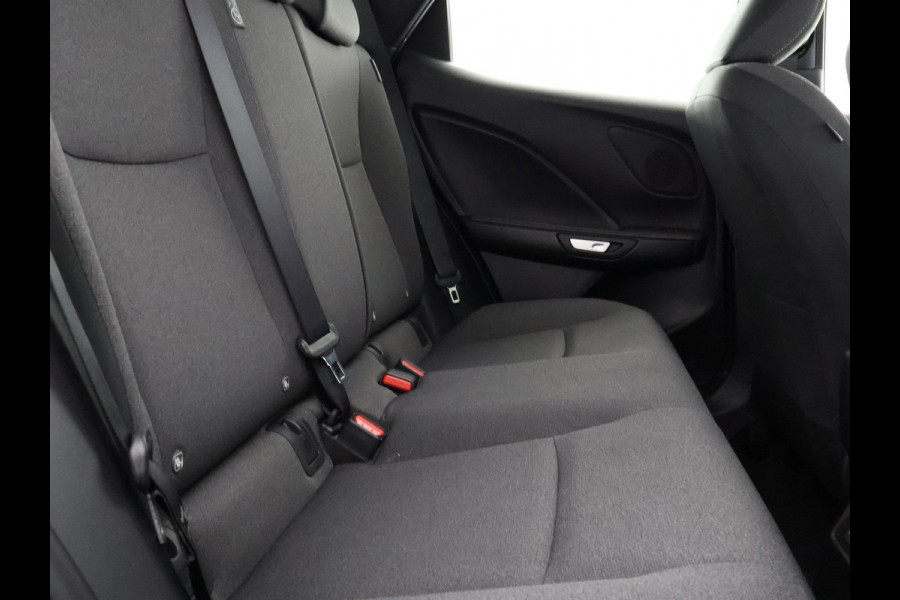 Lexus LBX Business Line Pro 2WD | Dodehoek detectie | Stuur- & Stoelverwarming | Navigatie | Parkeersensoren Lexus LBX Business Line Pro 2WD | Dodehoek detectie | Stuur- & Stoelverwarming | Navigatie | Parkeersensoren