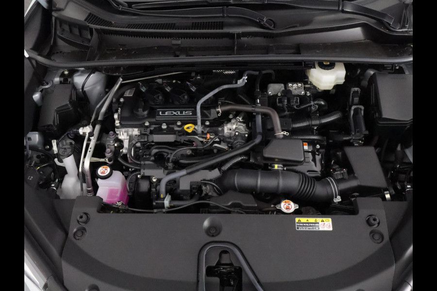 Lexus LBX Business Line Pro 2WD | Dodehoek detectie | Stuur- & Stoelverwarming | Navigatie | Parkeersensoren Lexus LBX Business Line Pro 2WD | Dodehoek detectie | Stuur- & Stoelverwarming | Navigatie | Parkeersensoren