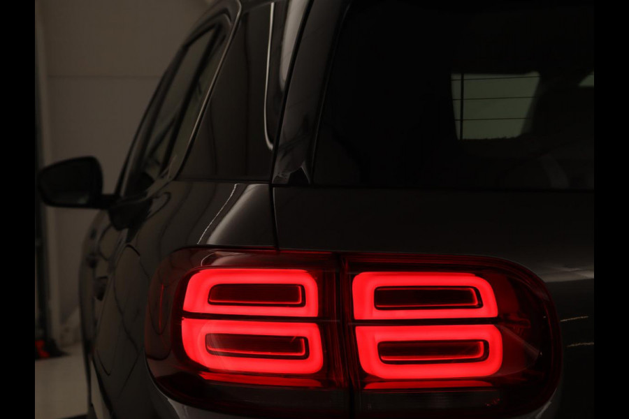Citroën C5 Aircross 1.6 Plug-in Hybrid 225 Business | Trekhaak | Carplay | Navigatie | Camera | Parkeerhulp | Digital Cockpit | Climate control | Cruise control | PHEV Citroën C5 Aircross 1.6 Plug-in Hybrid 225 Business | Trekhaak | Carplay | Navigatie | Camera | Parkeerhulp | Digital Cockpit | Climate control | Cruise control | PHEV
