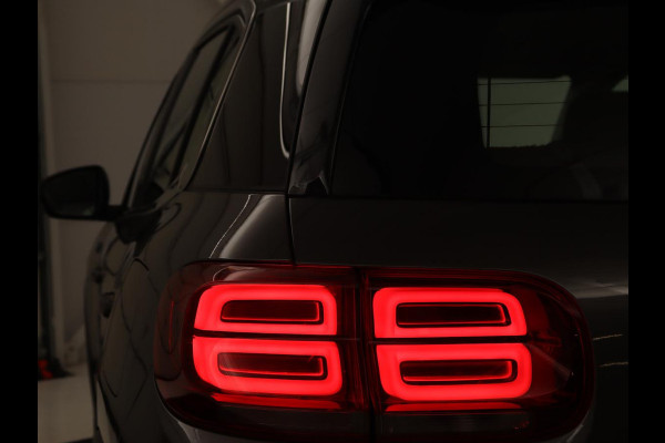 Citroën C5 Aircross 1.6 Plug-in Hybrid 225 Business | Trekhaak | Carplay | Navigatie | Camera | Parkeerhulp | Digital Cockpit | Climate control | Cruise control | PHEV Citroën C5 Aircross 1.6 Plug-in Hybrid 225 Business | Trekhaak | Carplay | Navigatie | Camera | Parkeerhulp | Digital Cockpit | Climate control | Cruise control | PHEV
