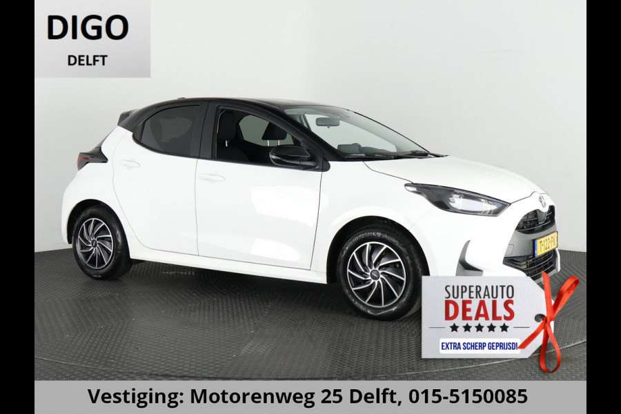 Toyota Yaris 1.5 HYBRID AUTOMAAT BLACK & WHITE GARANTIE 8-2033 NAVIGATIE.CLIMA.CRUISE