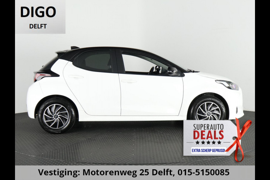 Toyota Yaris 1.5 HYBRID AUTOMAAT BLACK & WHITE GARANTIE 8-2033 NAVIGATIE.CLIMA.CRUISE
