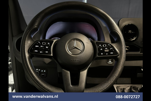Mercedes-Benz Sprinter 316 CDI 163pk L2H1 Euro6 Airco | Camera | Navigatie | Apple Carplay | Android Auto | Chauffeursstoel Cruisecontrol, Trekhaak, Bijrijdersbank Mercedes-Benz Sprinter 316 CDI 163pk L2H1 Euro6 Airco | Camera | Navigatie | Apple Carplay | Android Auto | Chauffeursstoel Cruisecontrol, Trekhaak, Bijrijdersbank