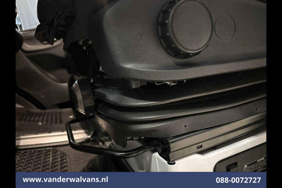 Mercedes-Benz Sprinter 316 CDI 163pk L2H1 Euro6 Airco | Camera | Navigatie | Apple Carplay | Android Auto | Chauffeursstoel Cruisecontrol, Trekhaak, Bijrijdersbank Mercedes-Benz Sprinter 316 CDI 163pk L2H1 Euro6 Airco | Camera | Navigatie | Apple Carplay | Android Auto | Chauffeursstoel Cruisecontrol, Trekhaak, Bijrijdersbank