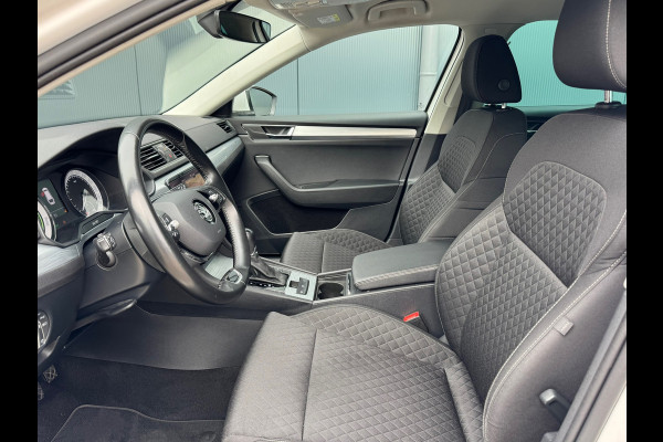 Škoda Superb Combi 1.4 TSI iV Ambition * Trekhaak * Camera * Keyless * Carplay *