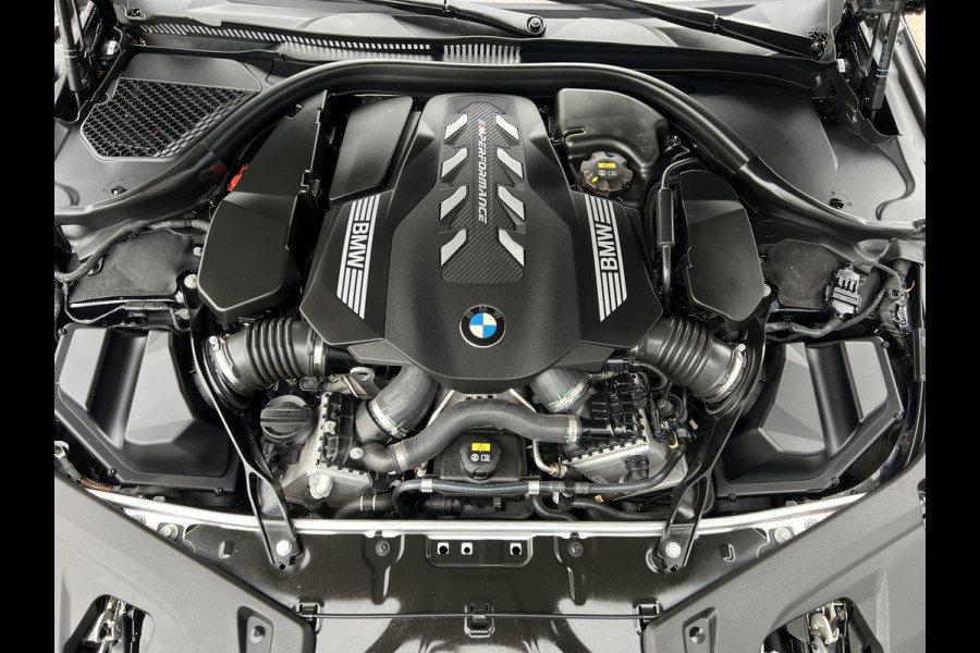 BMW 8 Serie M850i xDrive High Executive