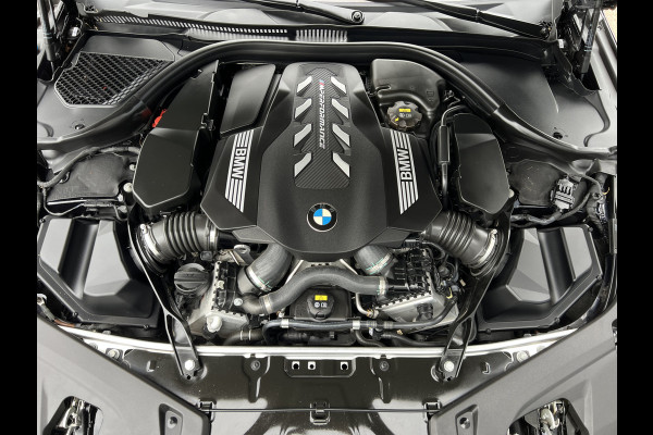 BMW 8 Serie M850i xDrive High Executive