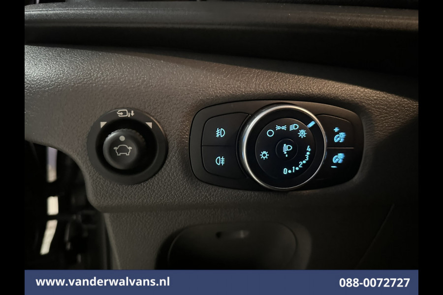 Ford Transit 2.0 TDCI 130pk Bakwagen Laadklep Euro6 Airco | 951kg laadvermogen | Camera | Navigatie | Cruisecontrol LM velgen, Verwarmde voorruit, Stoelverwarming, Bijrijdersbank Ford Transit 2.0 TDCI 130pk Bakwagen Laadklep Euro6 Airco | 951kg laadvermogen | Camera | Navigatie | Cruisecontrol LM velgen, Verwarmde voorruit, Stoelverwarming, Bijrijdersbank